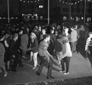 Dancing the Twist