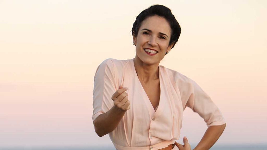 promenade or switch roser ros swing dance home.jpg